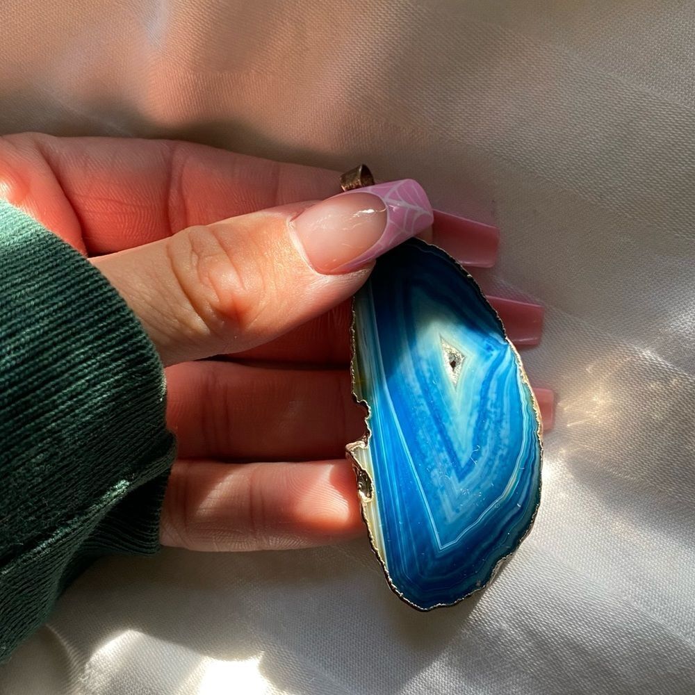 Beautiful Aqua blue agate slice crystal necklace